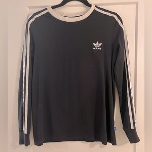 Adidas size M long sleeved shirt